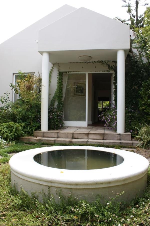 Bed and Breakfast Camelot In Constantia Città del Capo Esterno foto